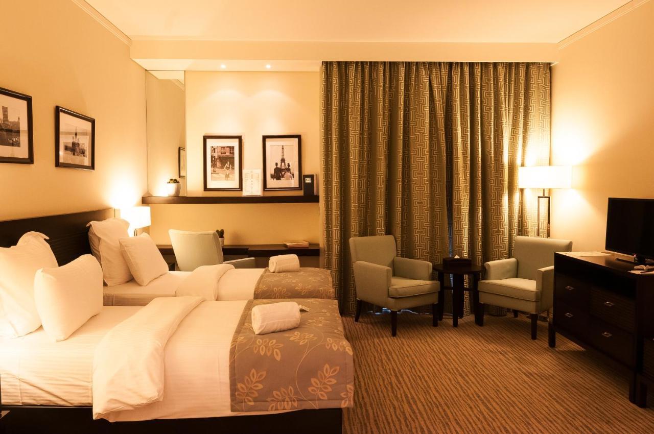 The Parisian Hotel Beirut Exterior photo