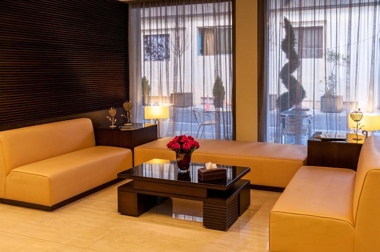 The Parisian Hotel Beirut Exterior photo